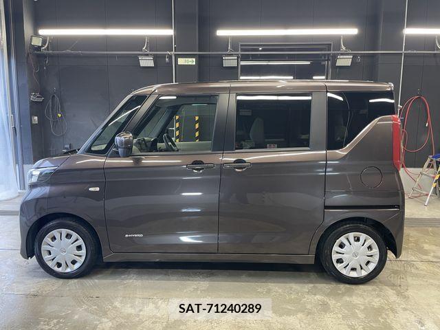 Nissan ROOX 2022-03 215966-16