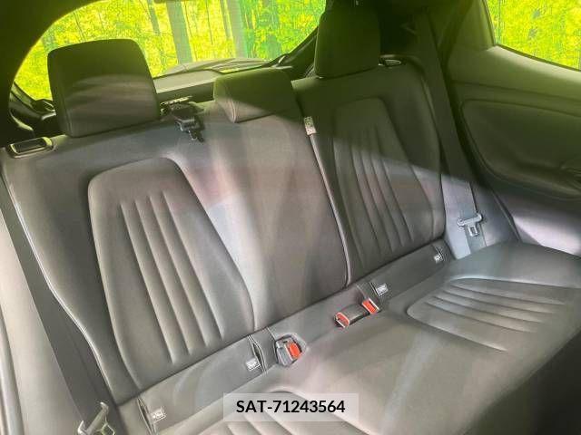 Toyota YARIS 2022-11 290790-11