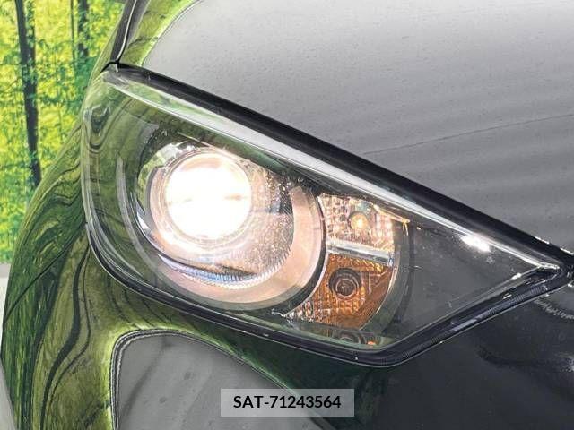 Toyota YARIS 2022-11 290790-12