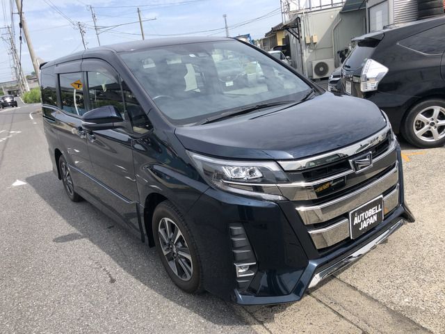 Toyota NOAH 2017-07 8198-19