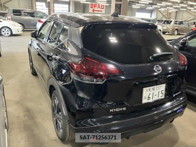 Nissan KICKS 2022-01 396999-2