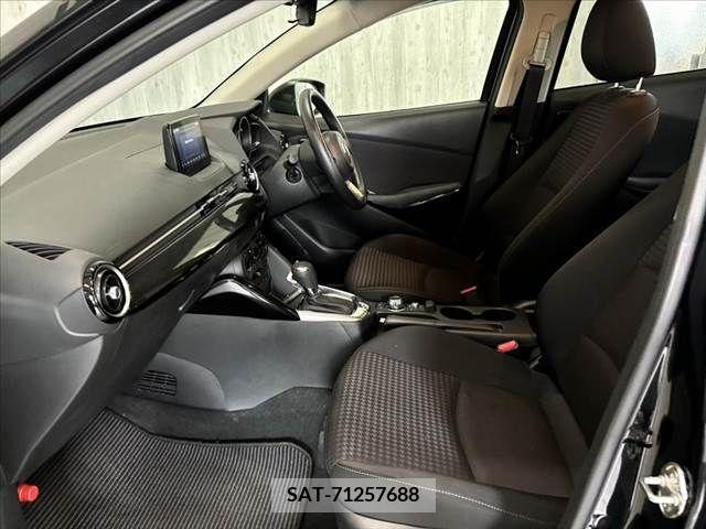 Mazda DEMIO 2019-06 347962-17