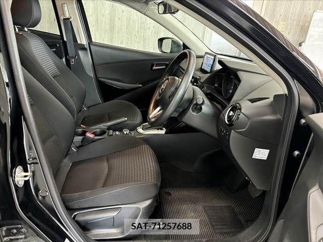 Mazda DEMIO 2019-06 347962-15