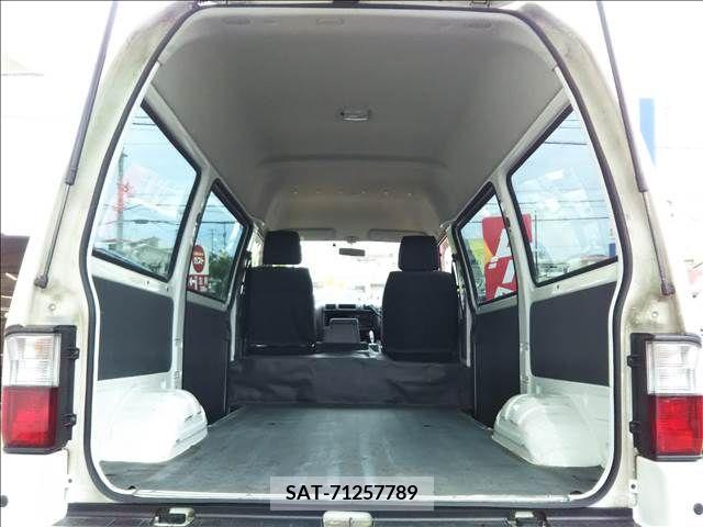 Mazda BONGO VAN 2019-09 263258-14