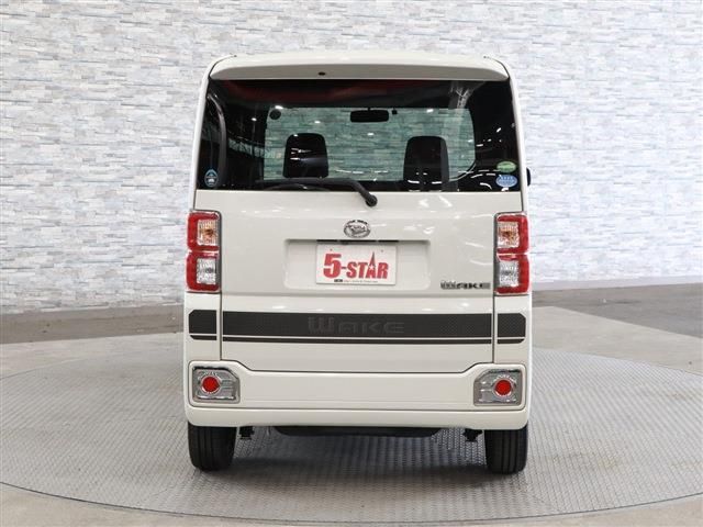 Daihatsu WAKE 2015-07 11825-7