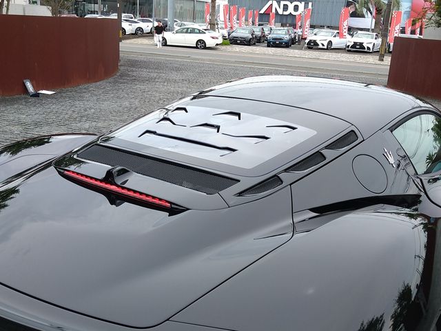 Maserati MC20 2023-06 11333-8