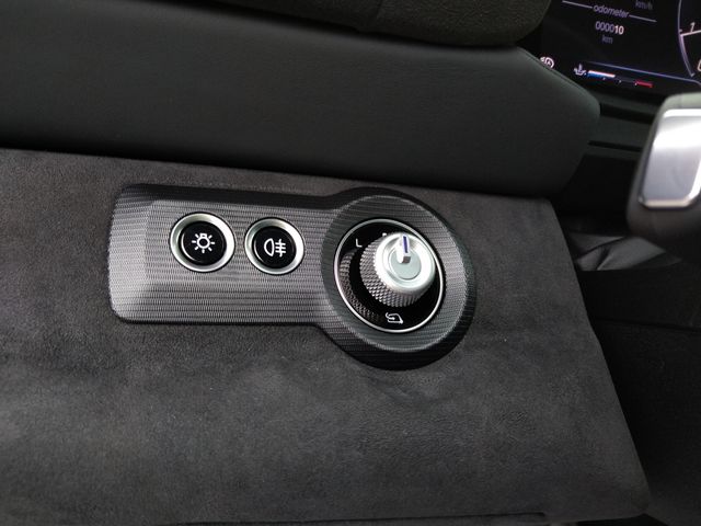 Maserati MC20 2023-06 11333-22
