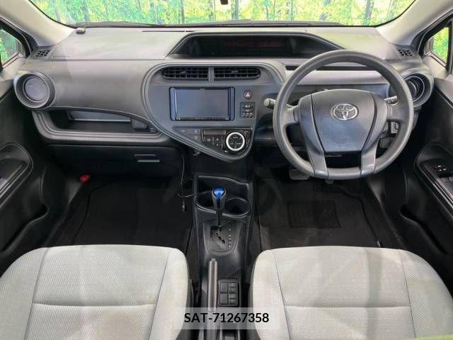 Toyota AQUA 2019-03 329356-1