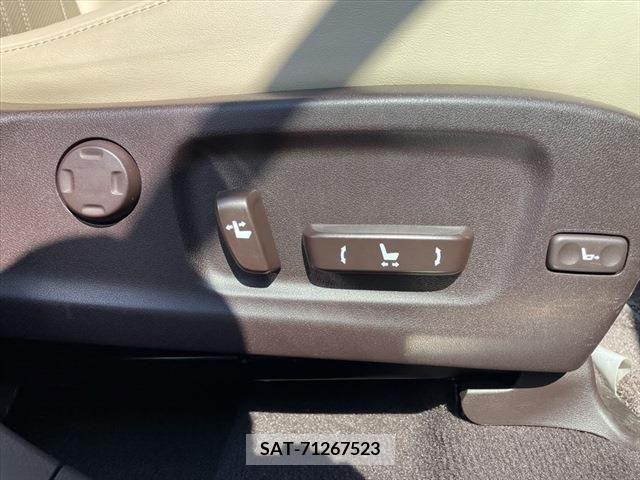 Lexus RX 2016-02 334374-7