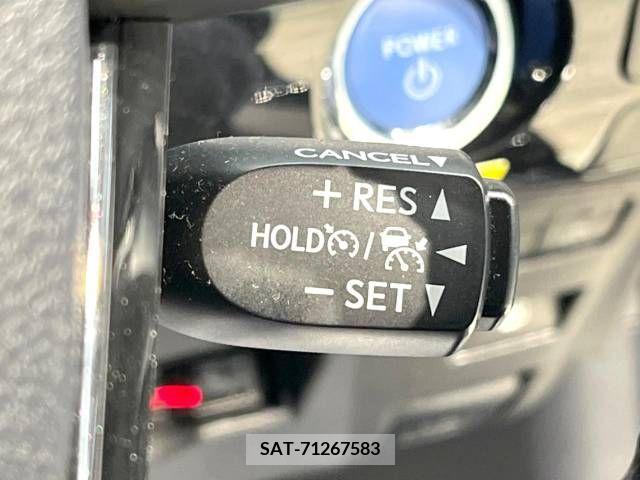 Toyota PRIUS 2021-03 218923-5