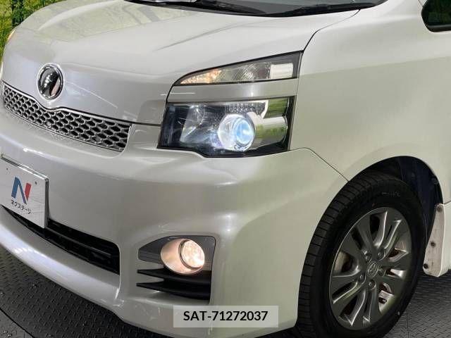 Toyota VOXY 2011-04 248202-13