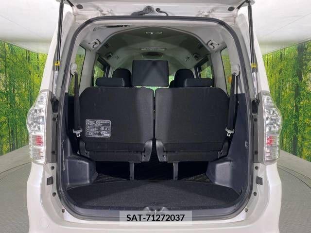 Toyota VOXY 2011-04 248202-11