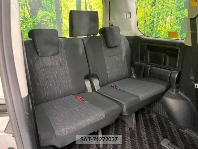 Toyota VOXY 2011-04 248202-10