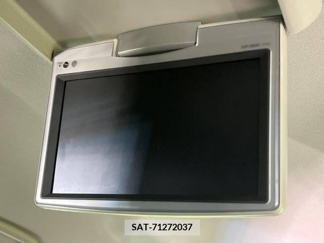 Toyota VOXY 2011-04 248202-2