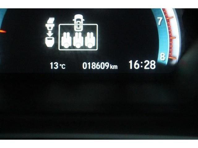 Honda CIVIC 2017-12 183677-18