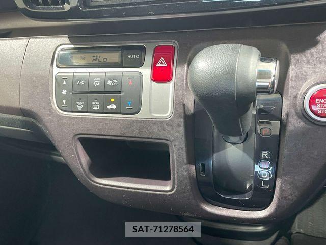 Honda N-ONE 2013-04 280504-21