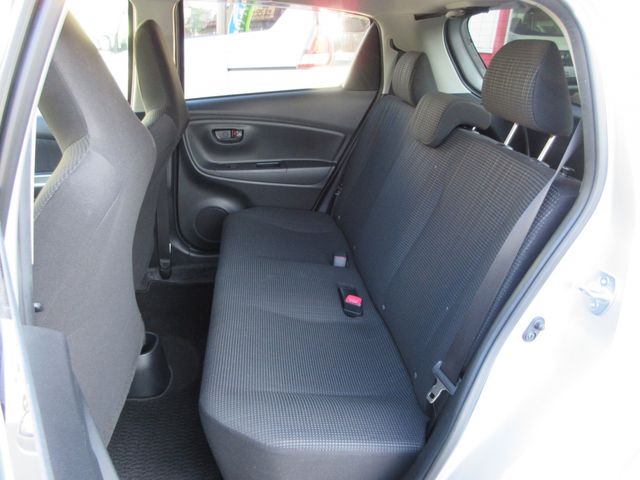 Toyota VITZ 2015-10 13154-12