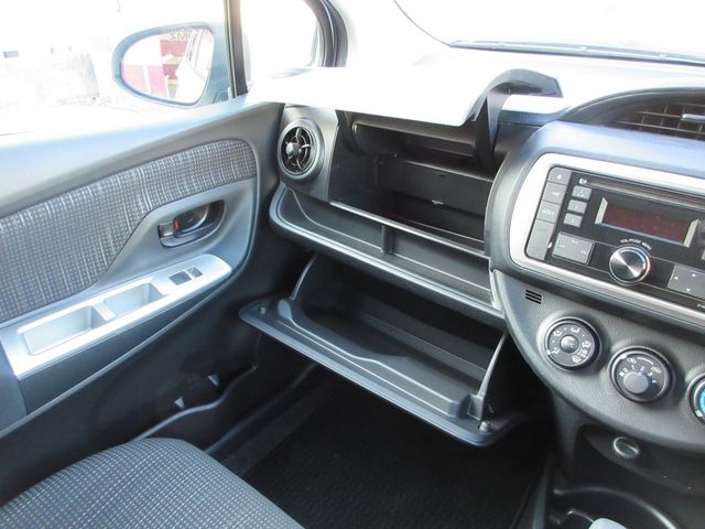 Toyota VITZ 2015-10 13154-26