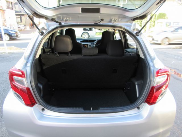 Toyota VITZ 2015-10 13154-13