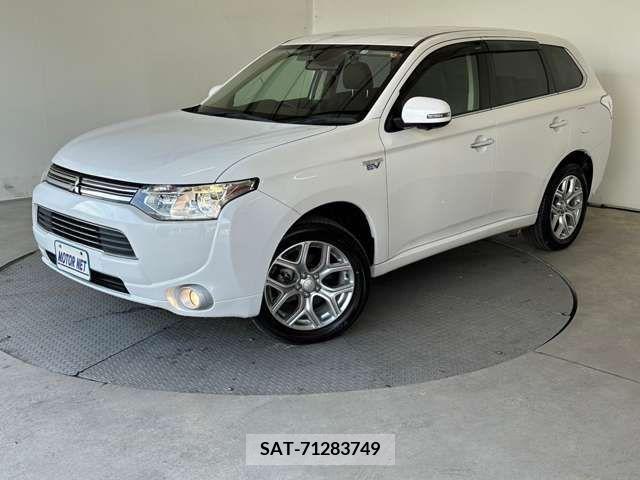 Mitsubishi OUTLANDER PHEV 2013-11 281117-4