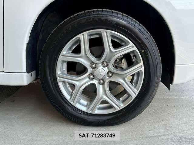 Mitsubishi OUTLANDER PHEV 2013-11 281117-16