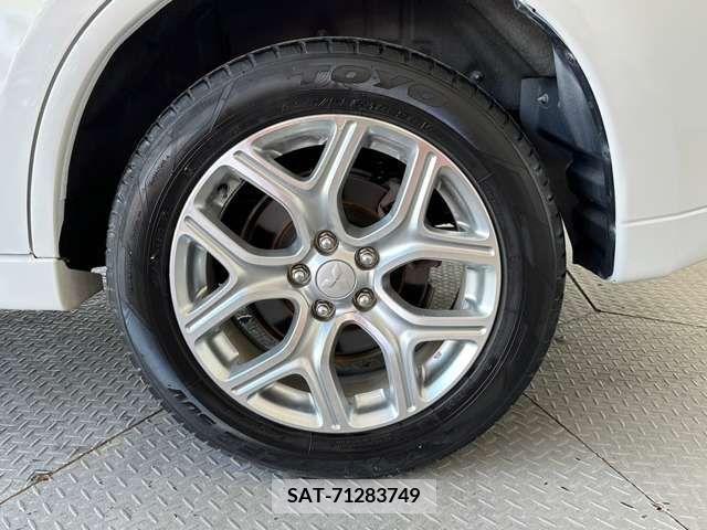 Mitsubishi OUTLANDER PHEV 2013-11 281117-14