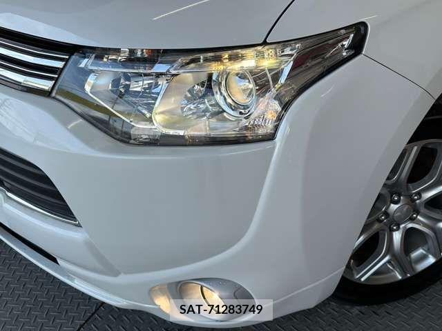 Mitsubishi OUTLANDER PHEV 2013-11 281117-5