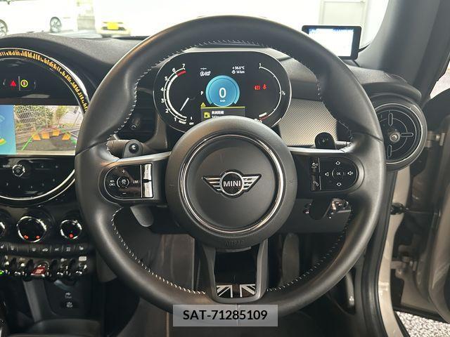 Bmw MINI 2021-08 337221-17