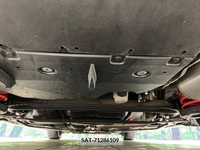 Toyota PRIUS 2013-08 237524-19