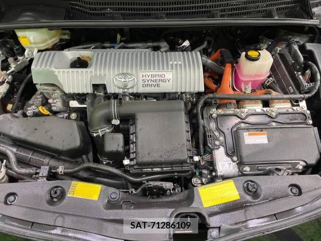 Toyota PRIUS 2013-08 237524-18