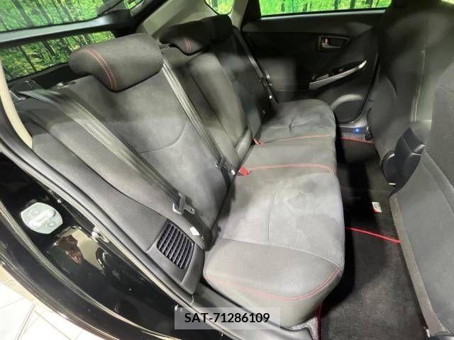 Toyota PRIUS 2013-08 237524-9