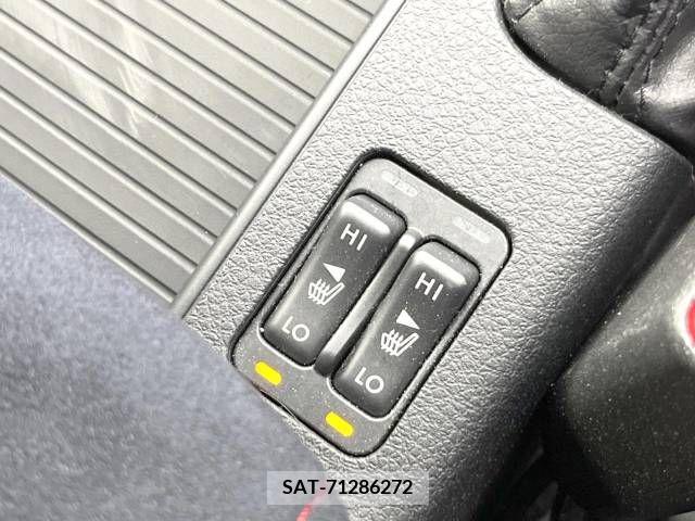 Subaru WRX STI 2018-02 316874-7