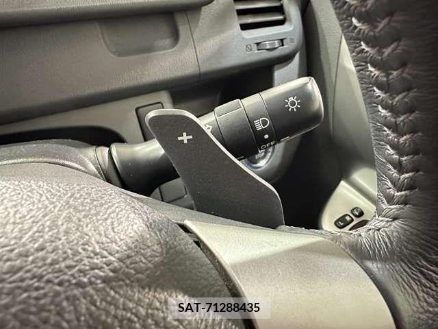 Toyota NOAH 2007-09 218418-14