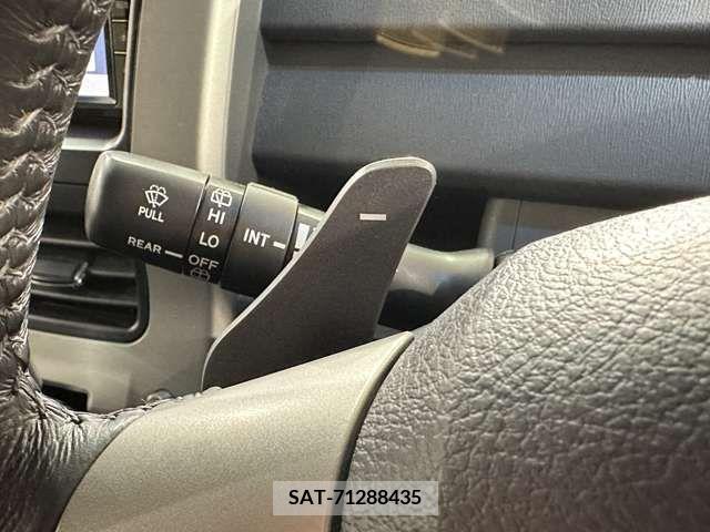 Toyota NOAH 2007-09 218418-15