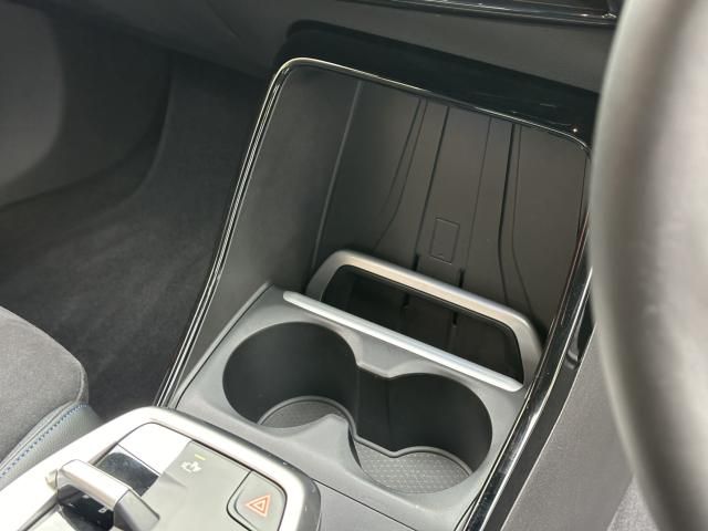 Bmw 2 SERIES 2022-09 195384-8