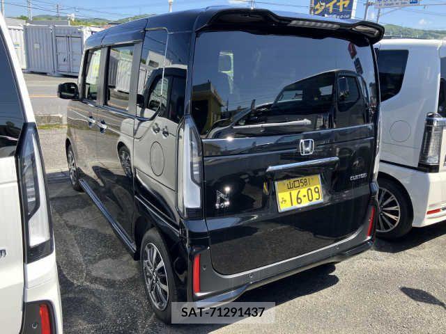 Honda N BOX CUSTOM 2024-02 279174-2