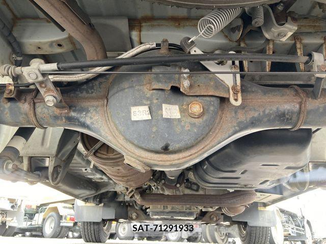 Mazda BONGO VAN 2017-03 372973-19