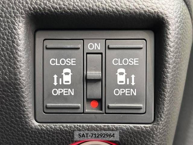 Honda N BOX CUSTOM 2018-01 243235-2
