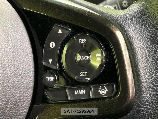 Honda N BOX CUSTOM 2018-01 243235-6