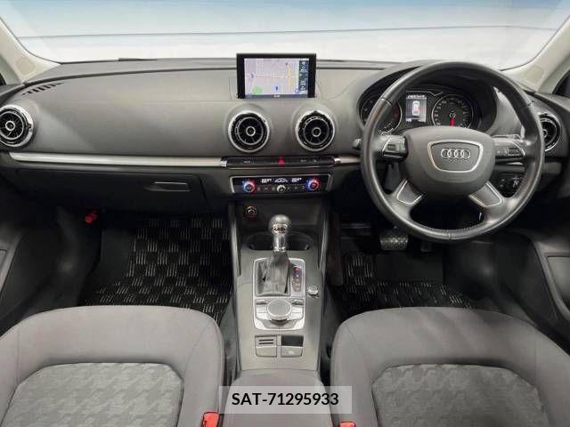 Audi A3 2015-09 348805-1
