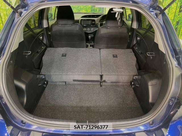 Toyota VITZ 2017-10 384200-11