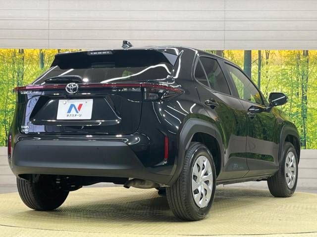 Toyota YARIS CROSS 2023-03 196047-17