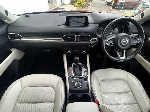 Mazda CX-5 2018-09 15585-1