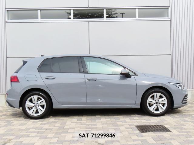 VolksWagen GOLF 2021-08 290318-4