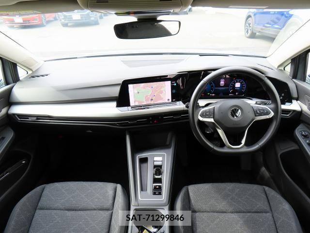 VolksWagen GOLF 2021-08 290318-11