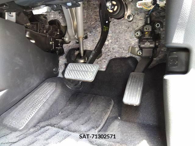 Honda N BOX CUSTOM 2023-09 349900-18