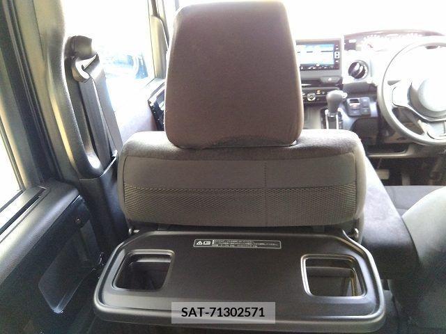 Honda N BOX CUSTOM 2023-09 349900-29