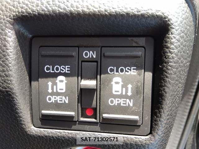Honda N BOX CUSTOM 2023-09 349900-21