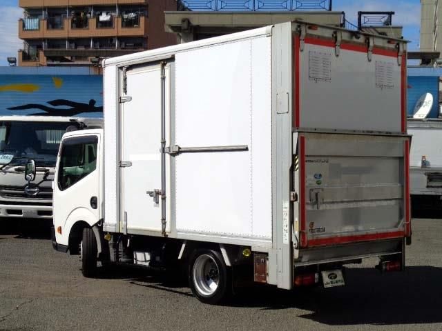 Nissan ATLAS 2014-09 13594-1
