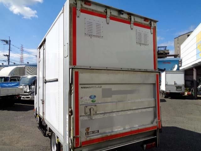 Nissan ATLAS 2014-09 13594-18